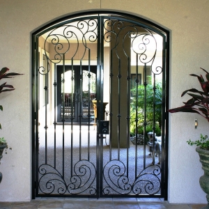 Wrought iron gate design 