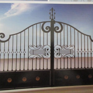 Wrought iron gates manufacturers China garden metal steel driveway swing sliding gate sppliers Hc-g14