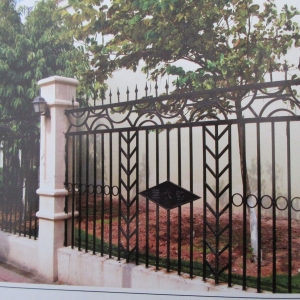 Wrought iron fence gates manufacturers China garden metal steel fencing driveway gate sppliers Hc-f13
